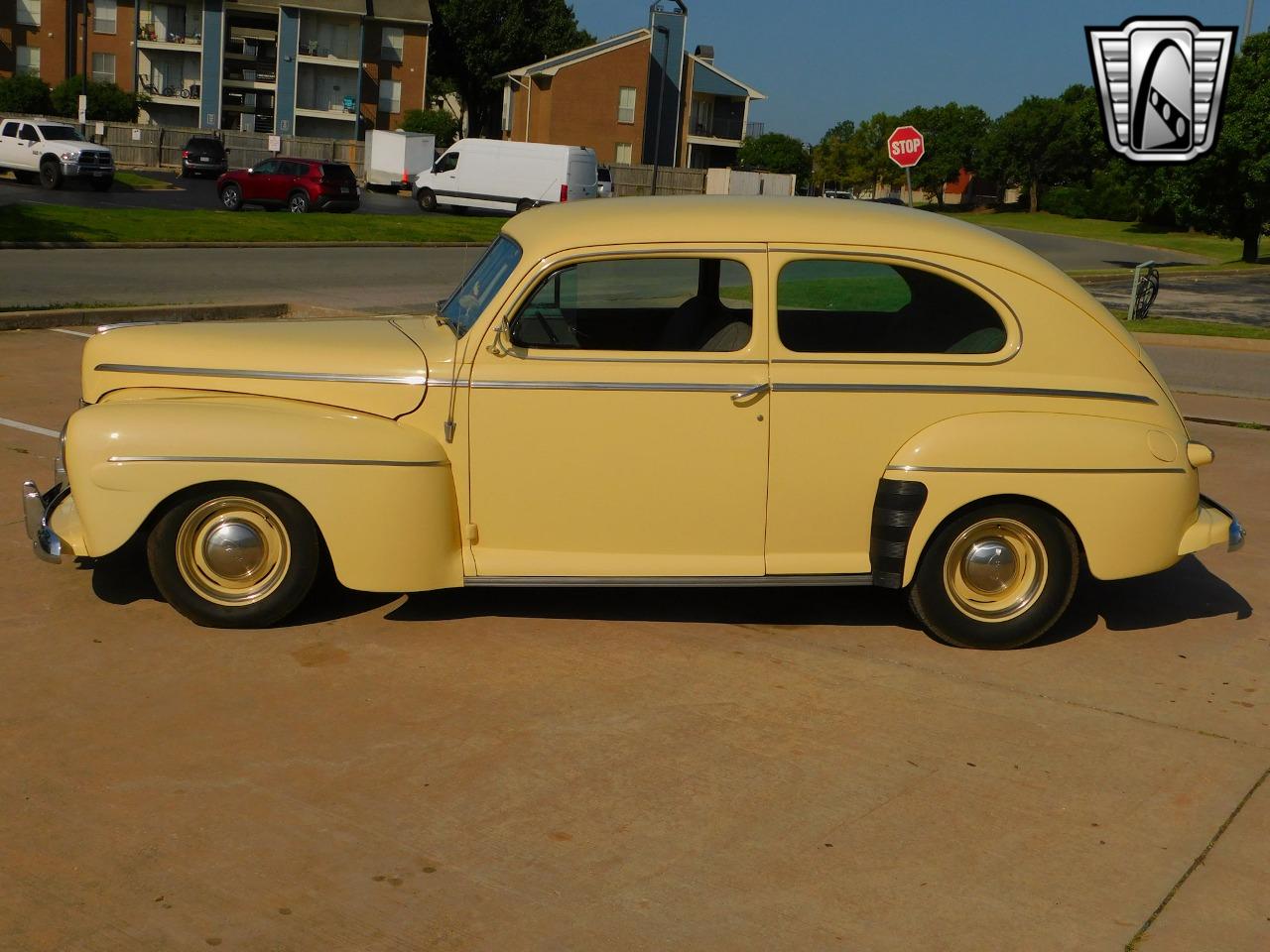 1942 Ford Super Deluxe