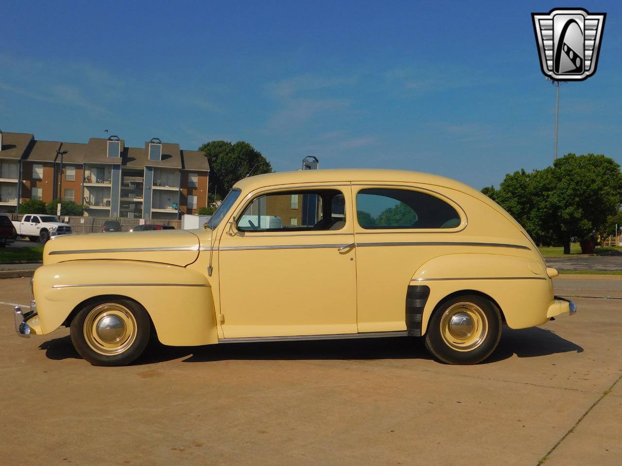 1942 Ford Super Deluxe