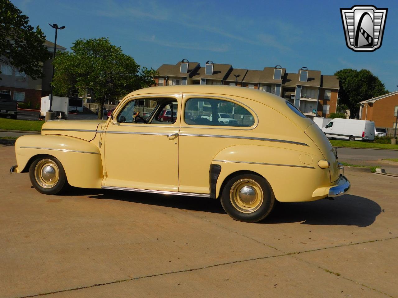 1942 Ford Super Deluxe