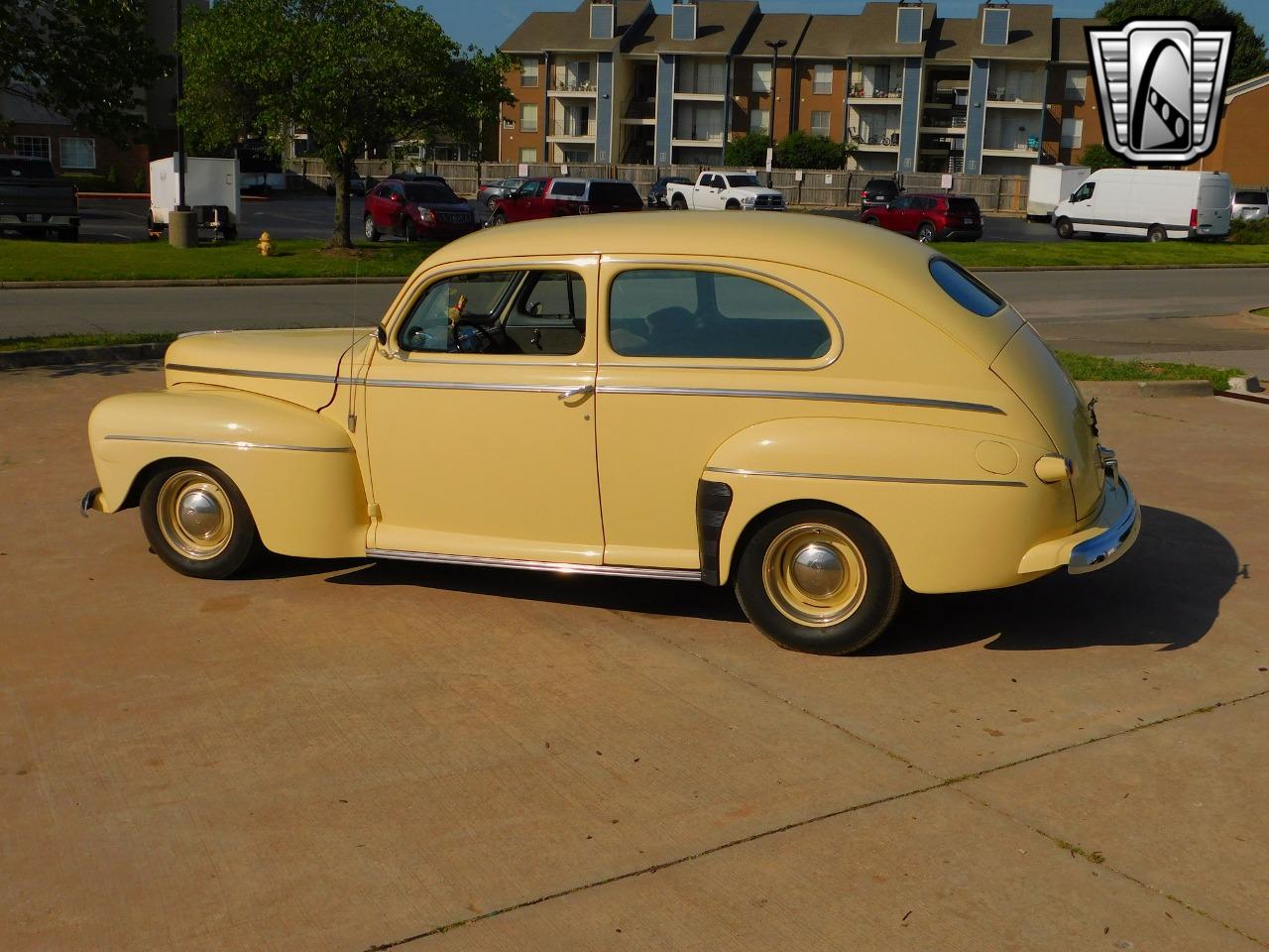 1942 Ford Super Deluxe