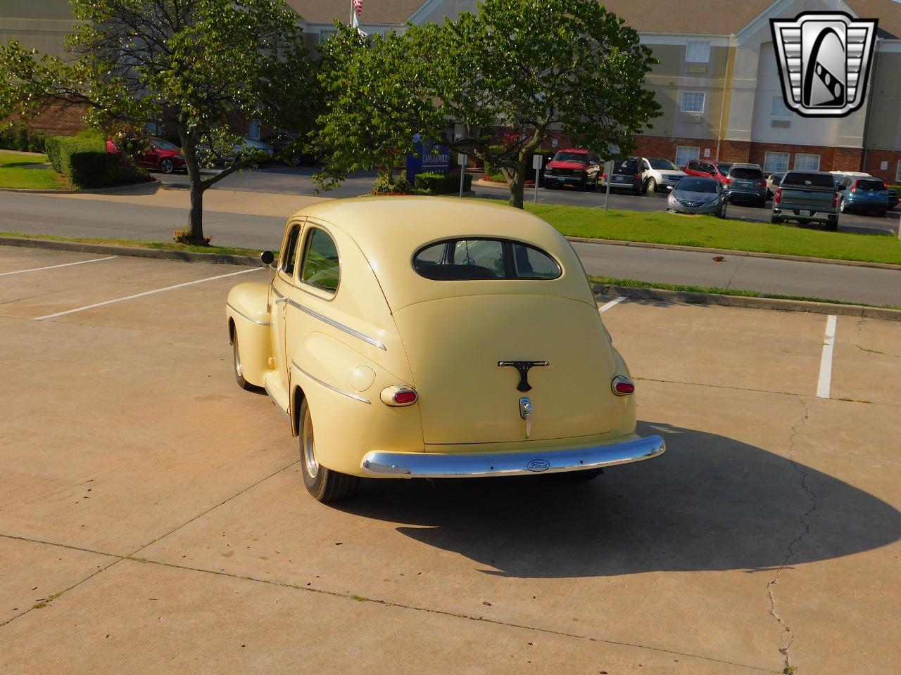 1942 Ford Super Deluxe