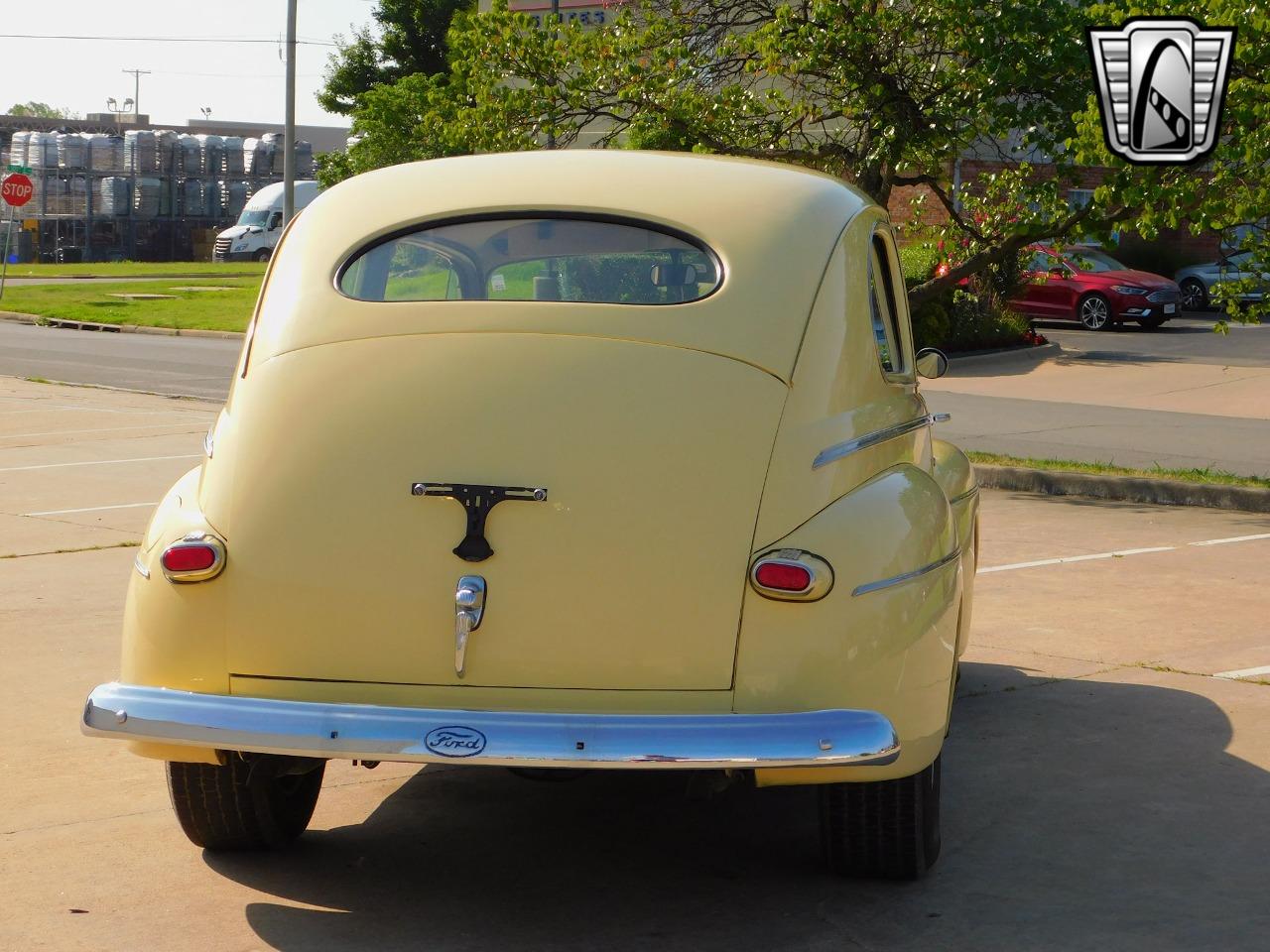 1942 Ford Super Deluxe