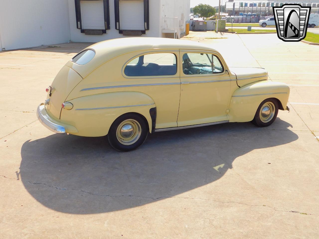 1942 Ford Super Deluxe