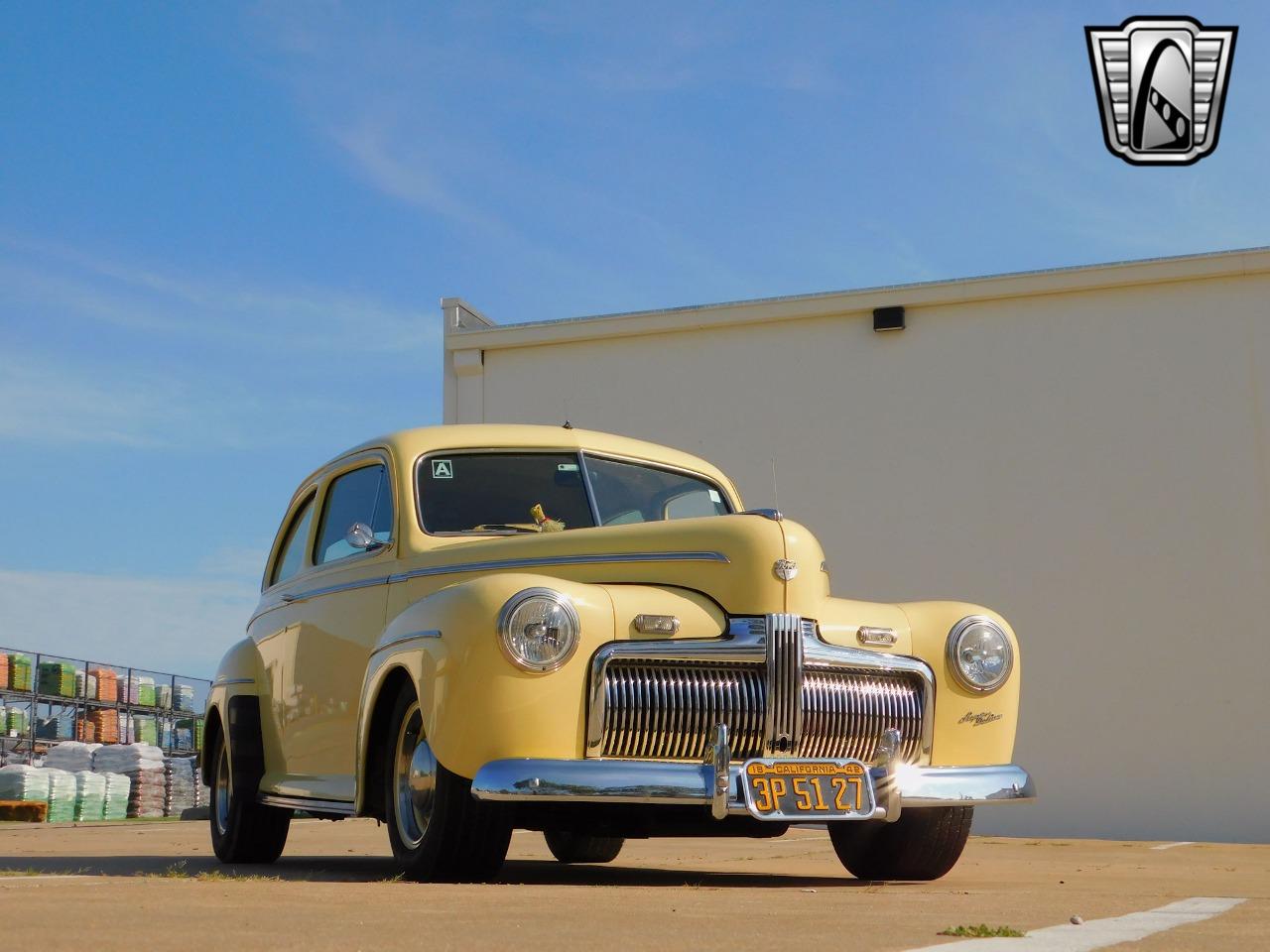 1942 Ford Super Deluxe