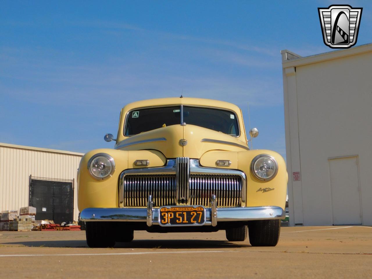 1942 Ford Super Deluxe