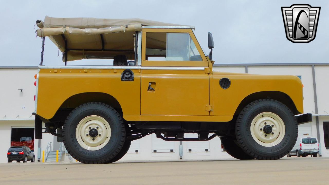 1979 Land Rover Santana