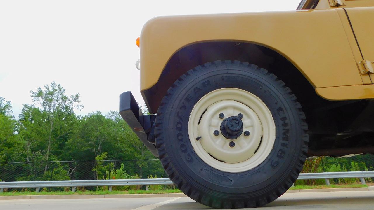 1979 Land Rover Santana