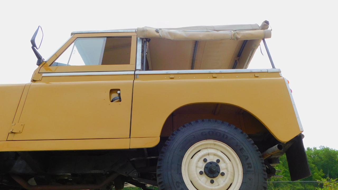 1979 Land Rover Santana