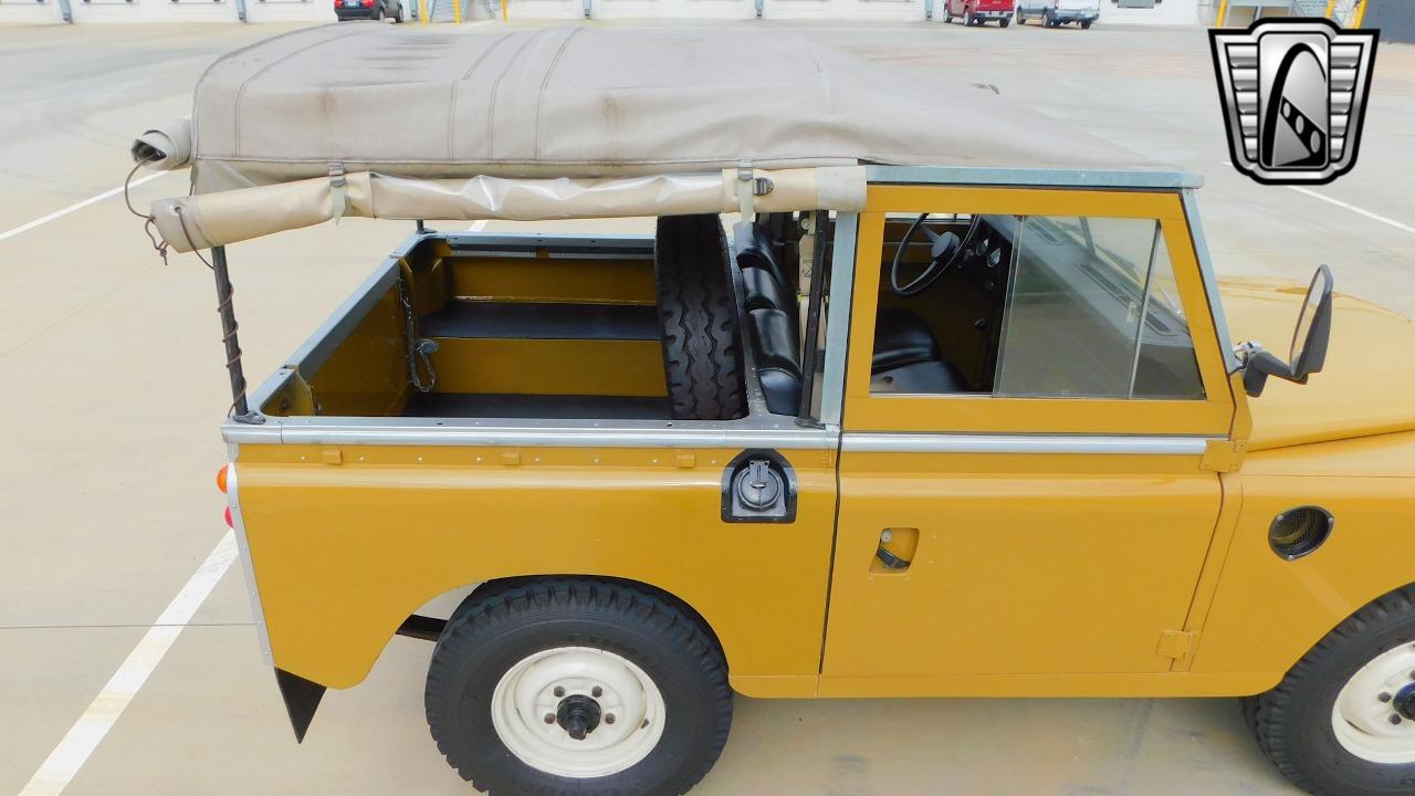 1979 Land Rover Santana