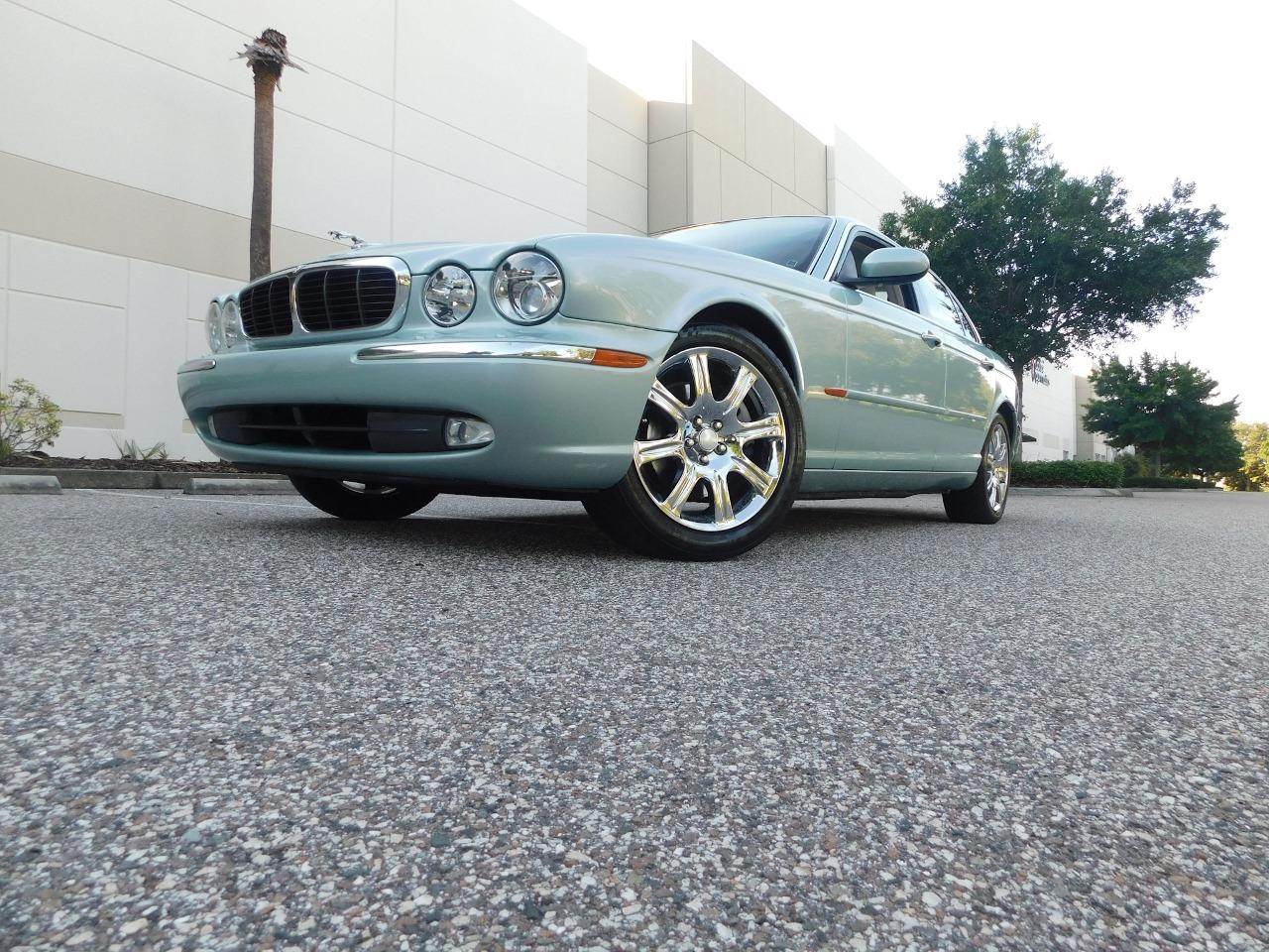 2004 Jaguar XJ8