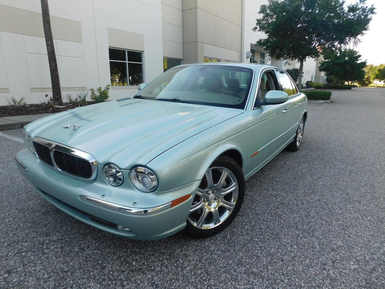 2004 Jaguar XJ8