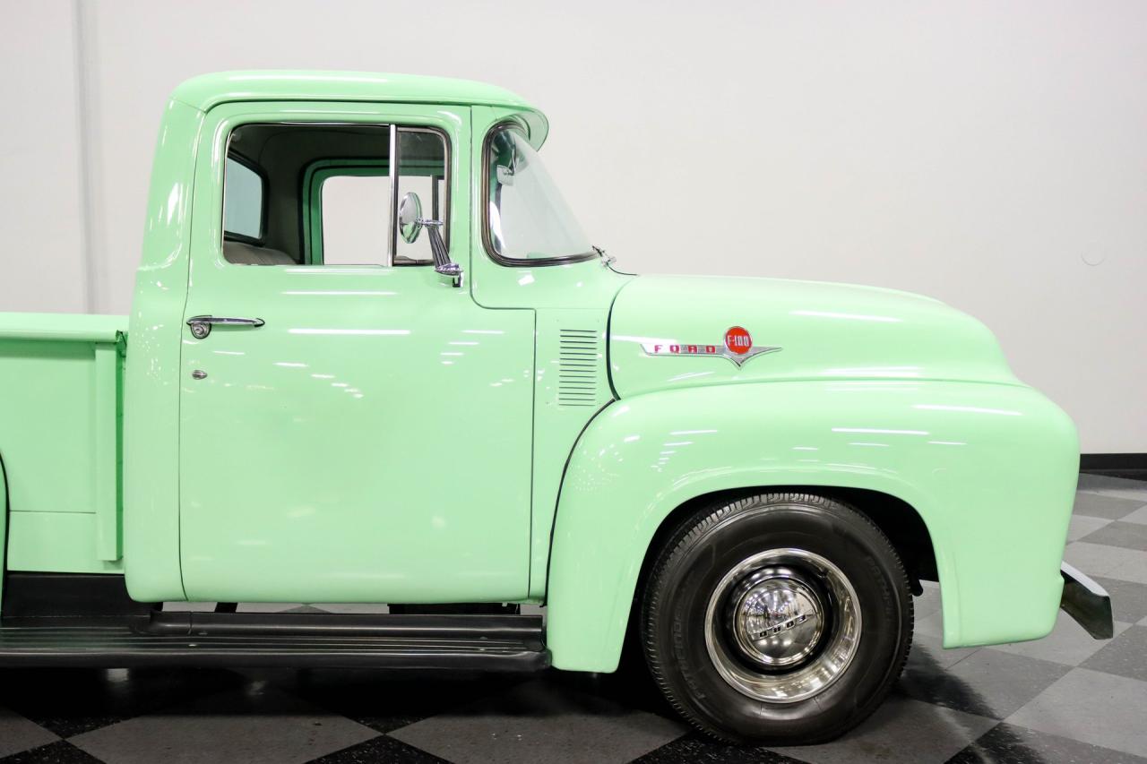 1956 Ford F-100