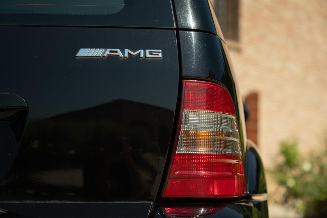 2000 Mercedes - Benz ML 55 AMG