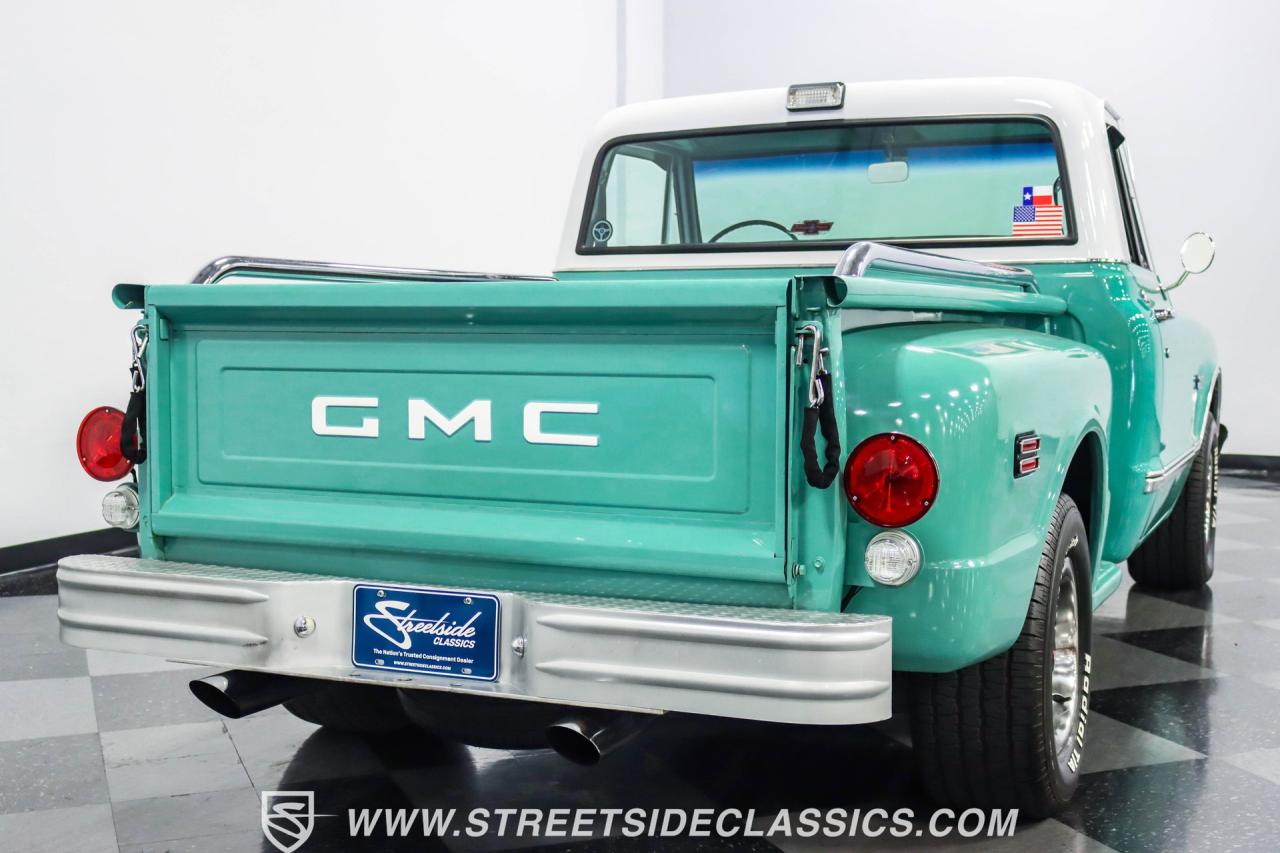 1968 GMC C10 Stepside