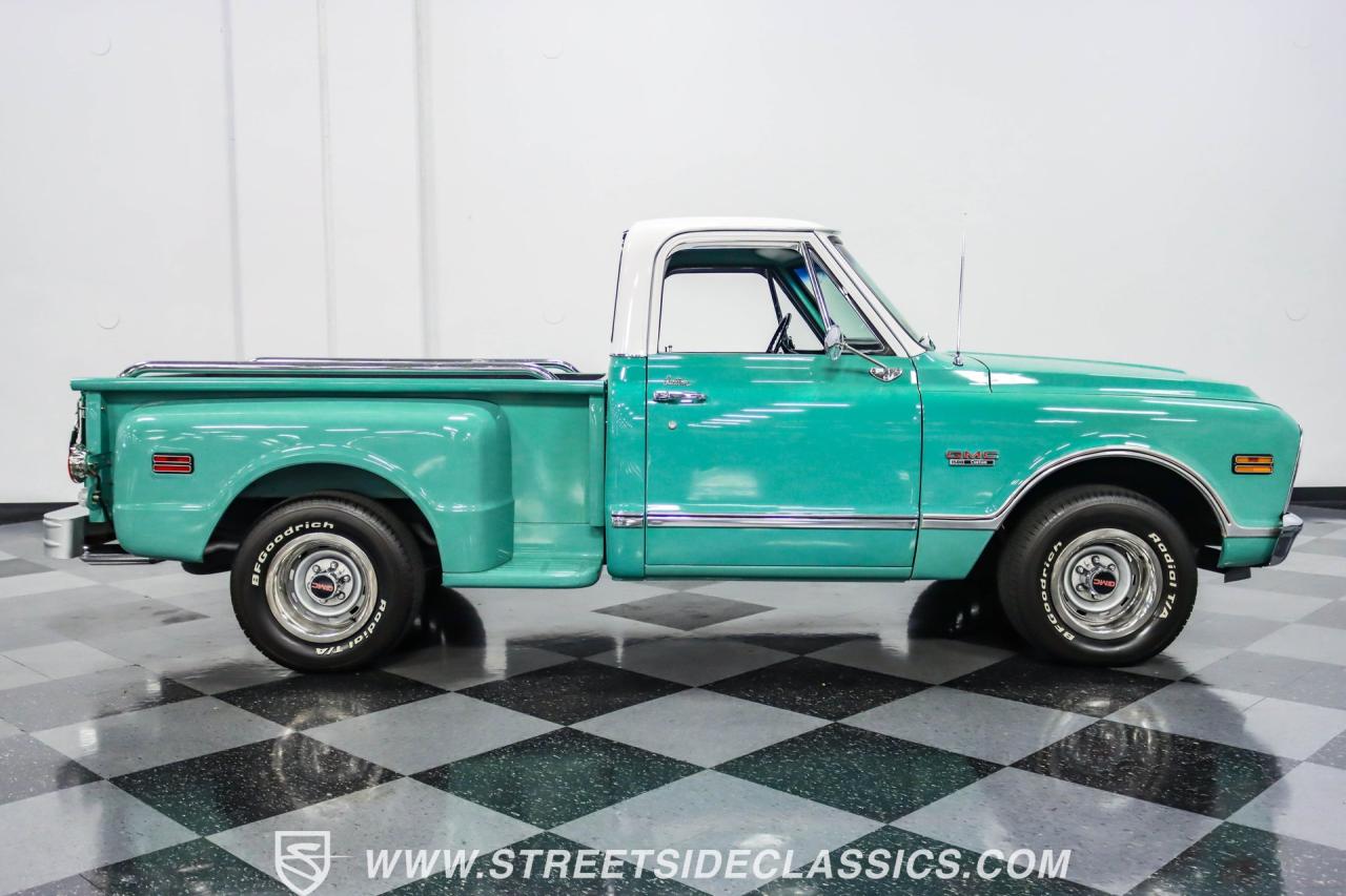 1968 GMC C10 Stepside