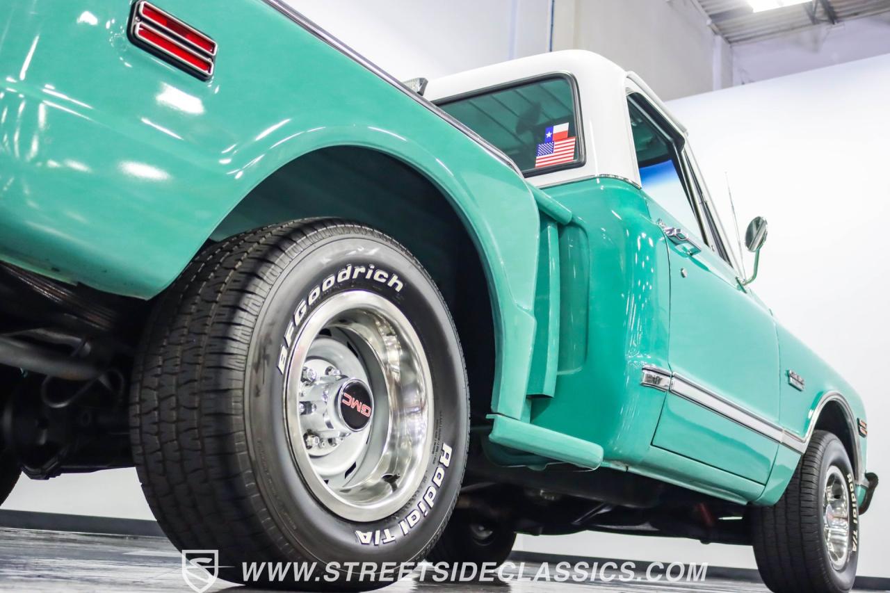 1968 GMC C10 Stepside