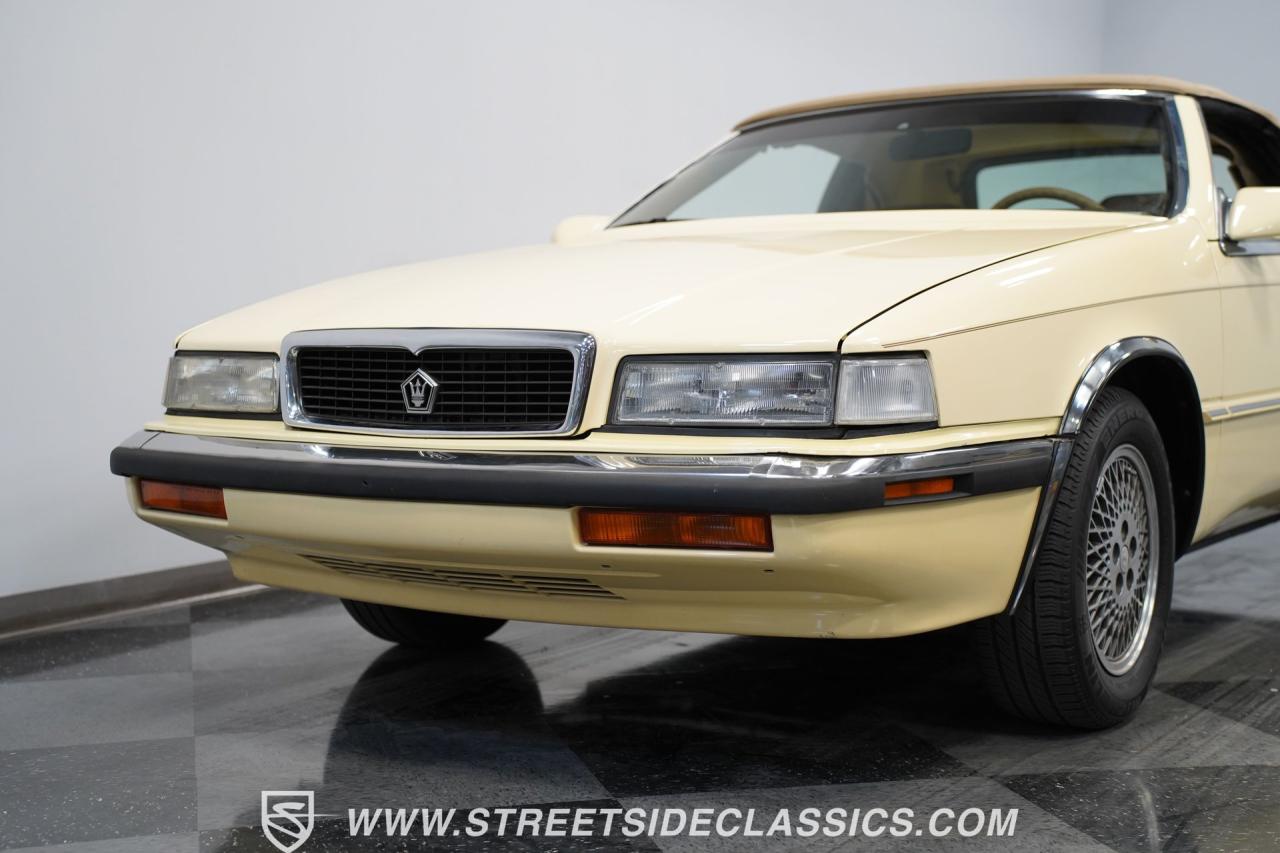 1991 Chrysler TC by Maserati