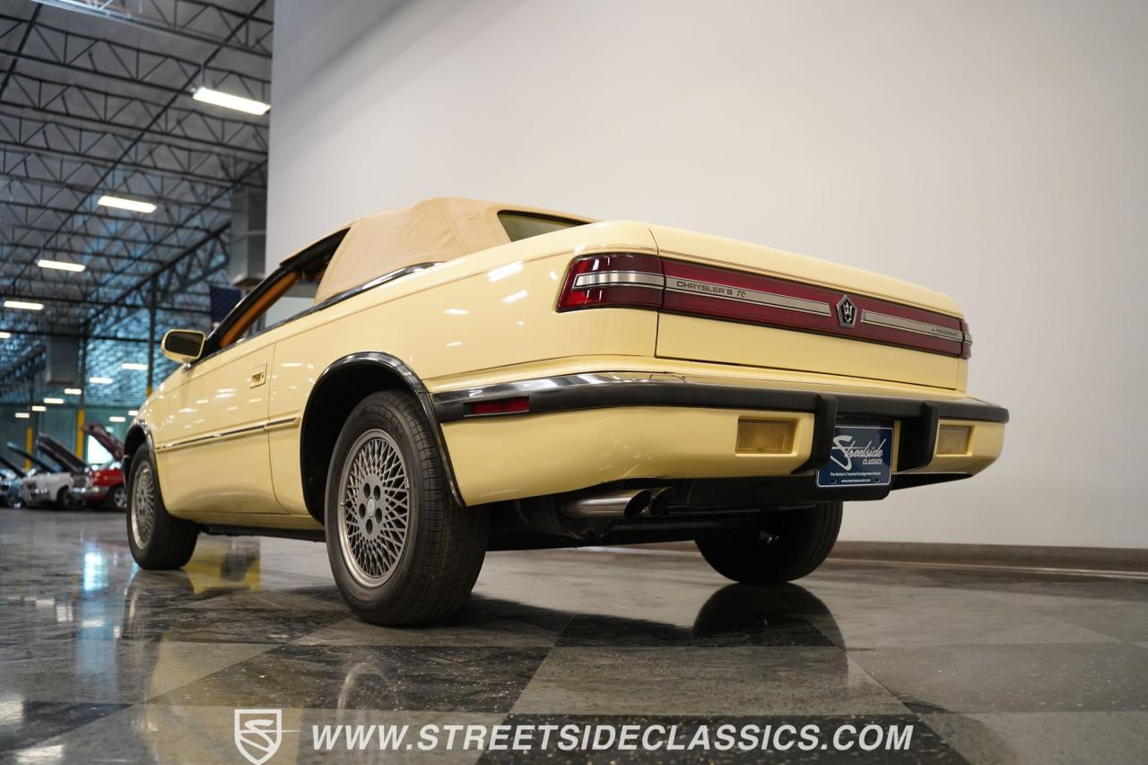 1991 Chrysler TC by Maserati