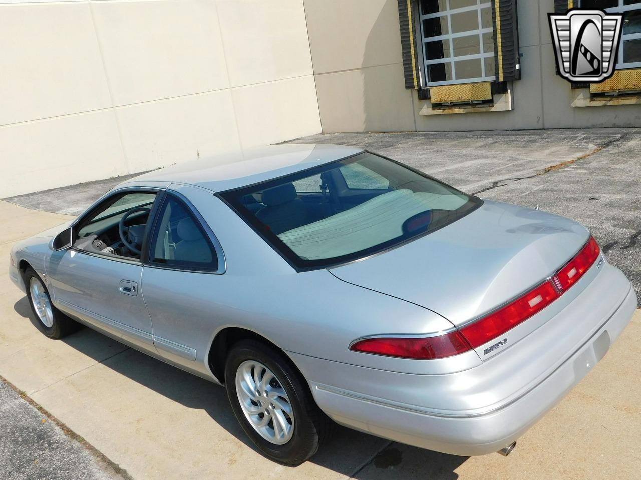 1995 Lincoln Mark VIII