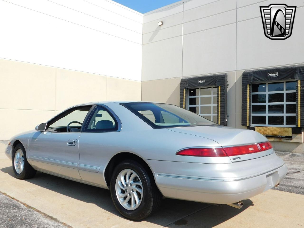 1995 Lincoln Mark VIII