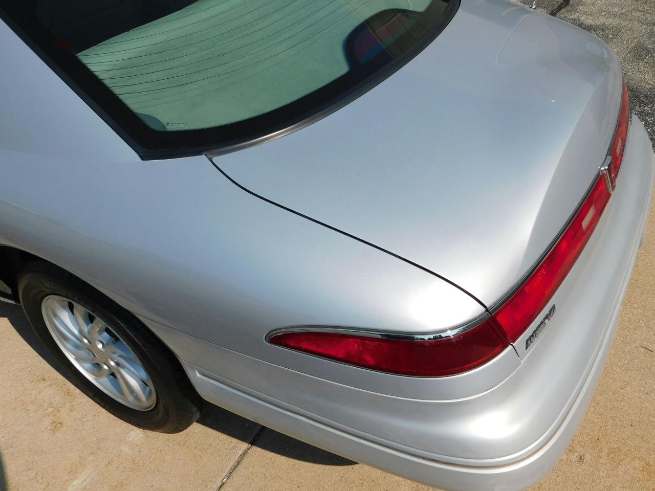 1995 Lincoln Mark VIII