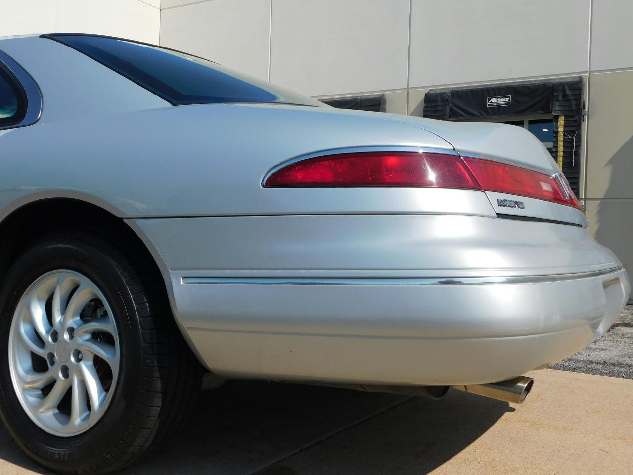 1995 Lincoln Mark VIII