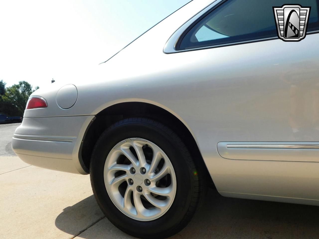 1995 Lincoln Mark VIII