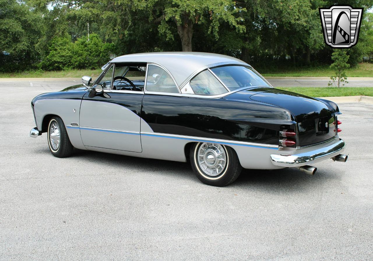 1951 Ford Victoria