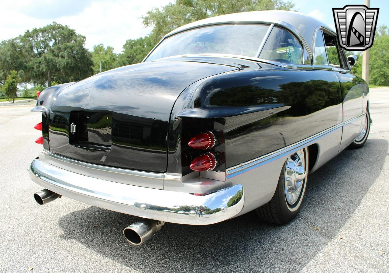 1951 Ford Victoria