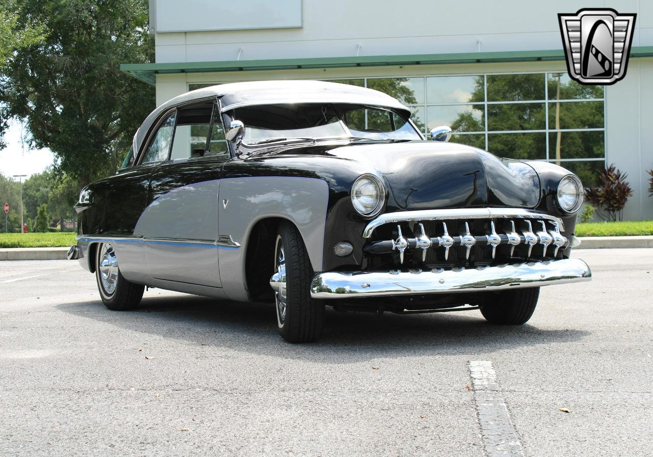 1951 Ford Victoria