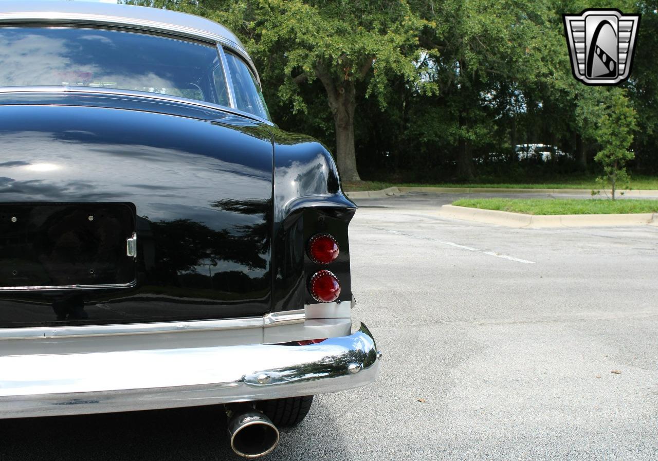 1951 Ford Victoria