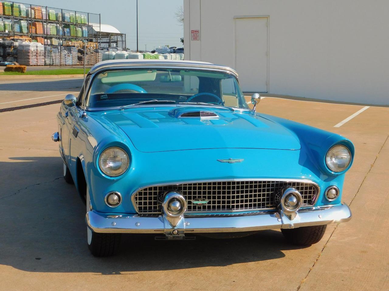 1956 Ford Thunderbird