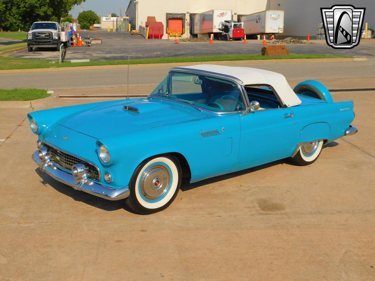 1956 Ford Thunderbird