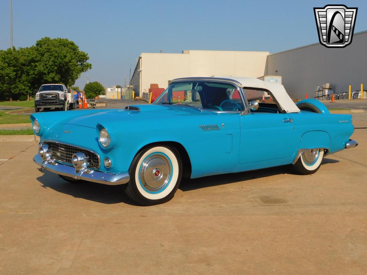 1956 Ford Thunderbird