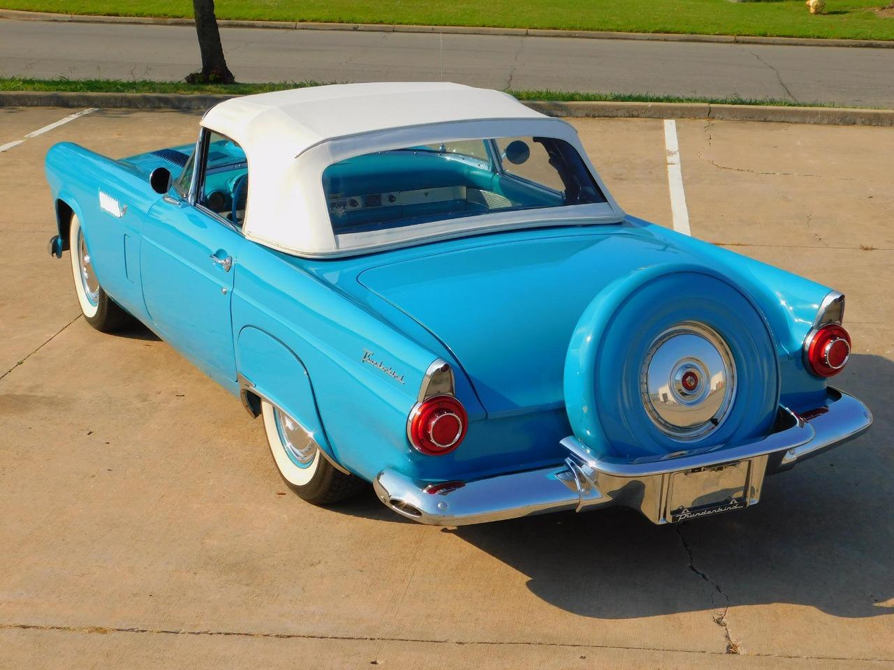 1956 Ford Thunderbird