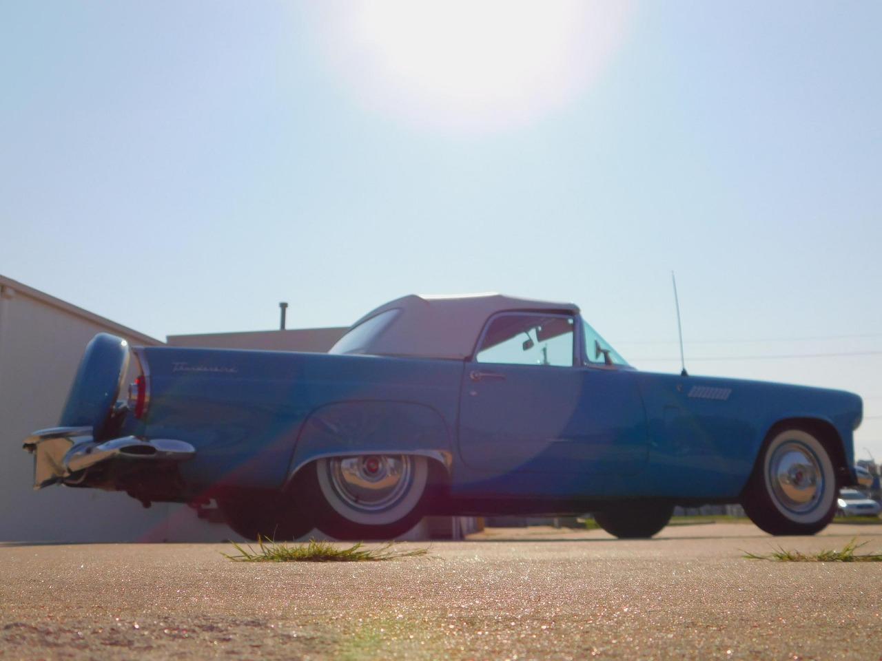 1956 Ford Thunderbird