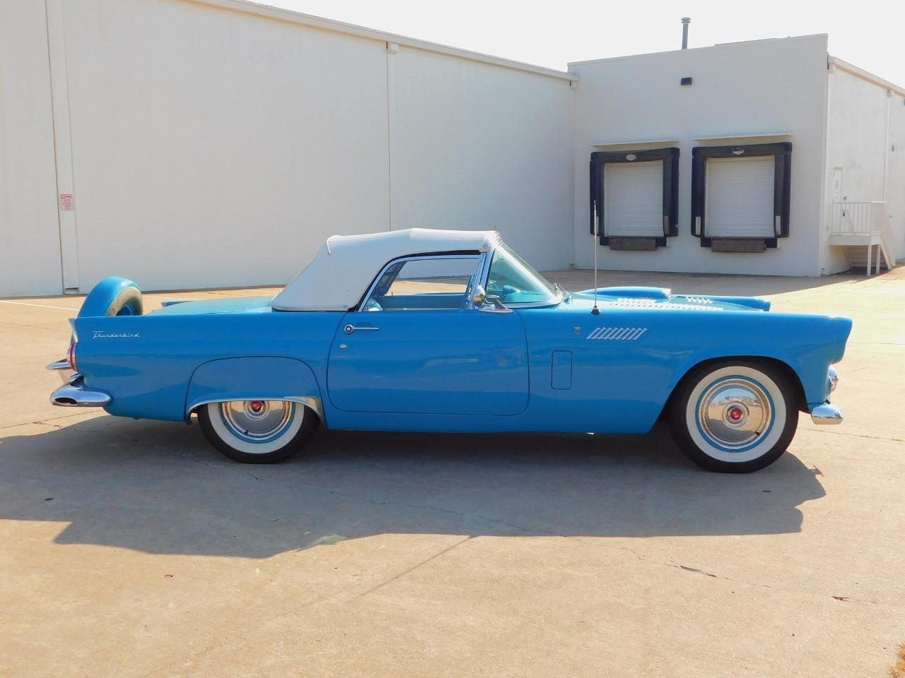 1956 Ford Thunderbird