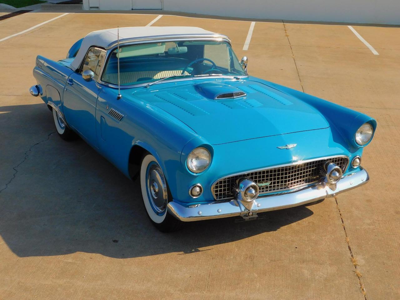 1956 Ford Thunderbird