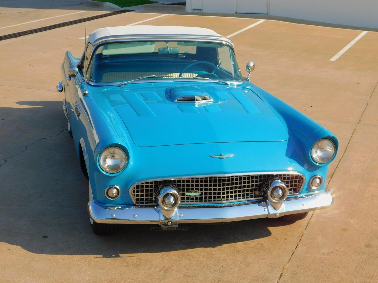 1956 Ford Thunderbird