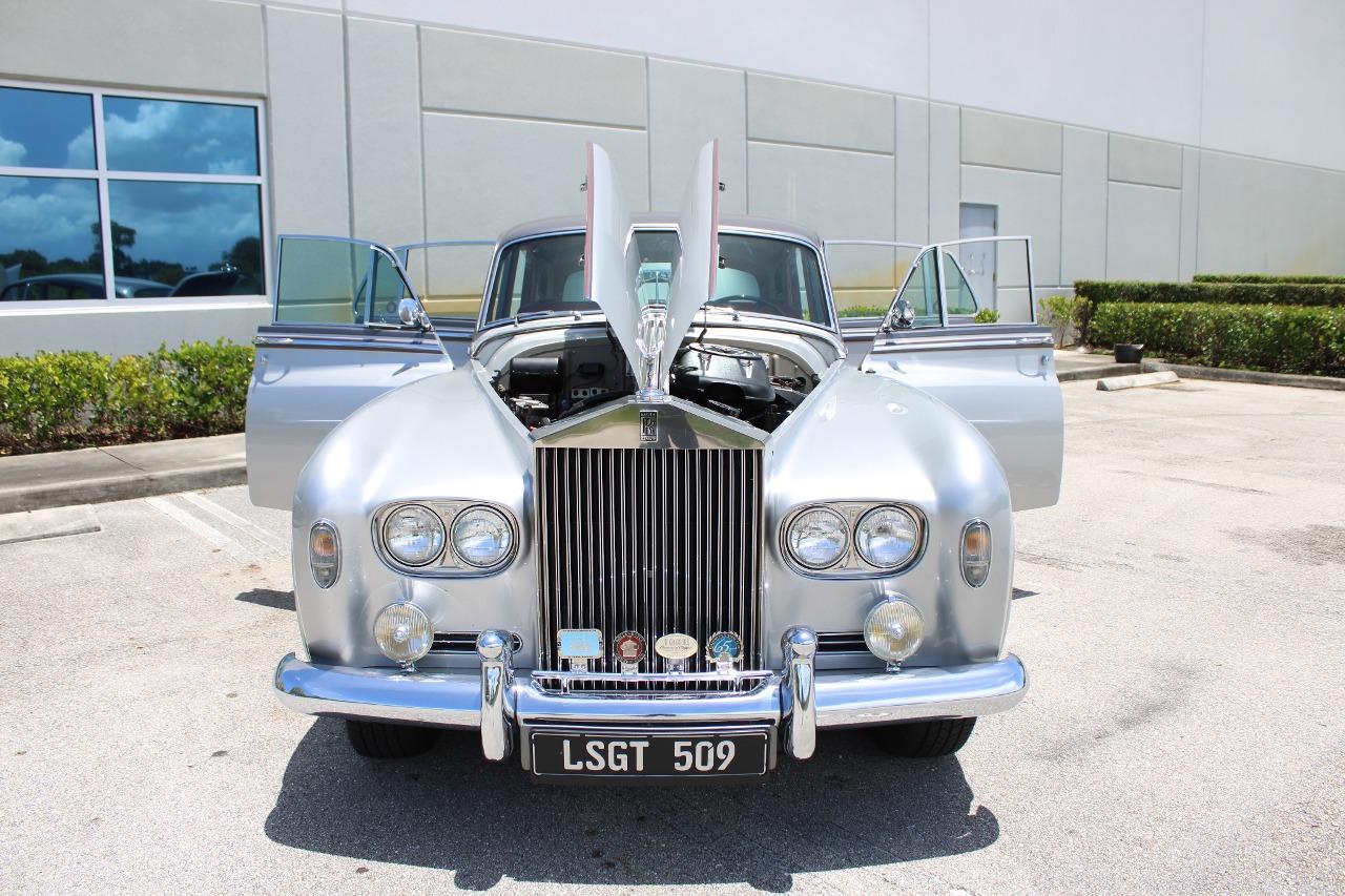 1965 Rolls - Royce Silver Cloud