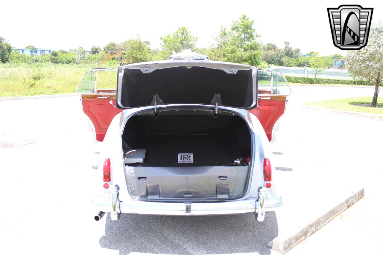 1965 Rolls - Royce Silver Cloud