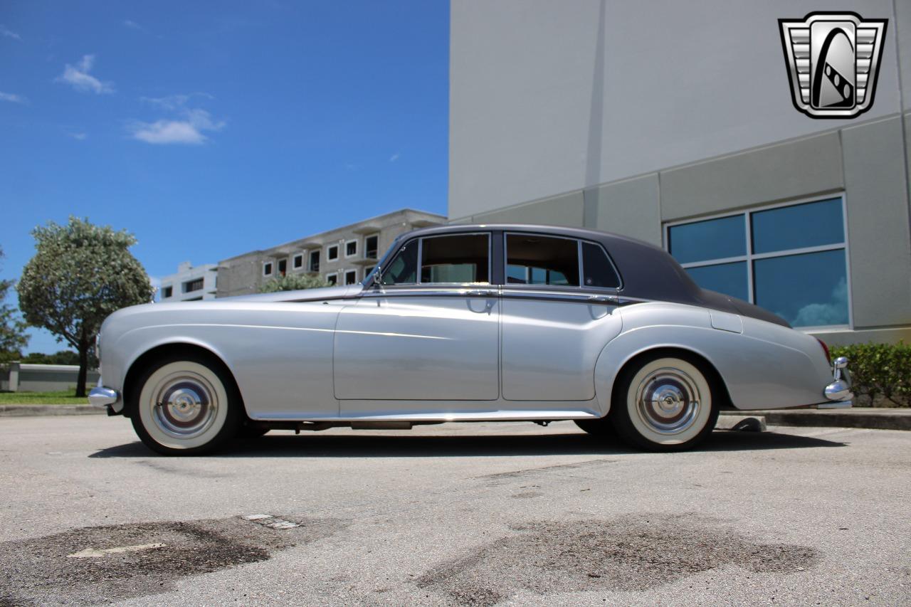 1965 Rolls - Royce Silver Cloud