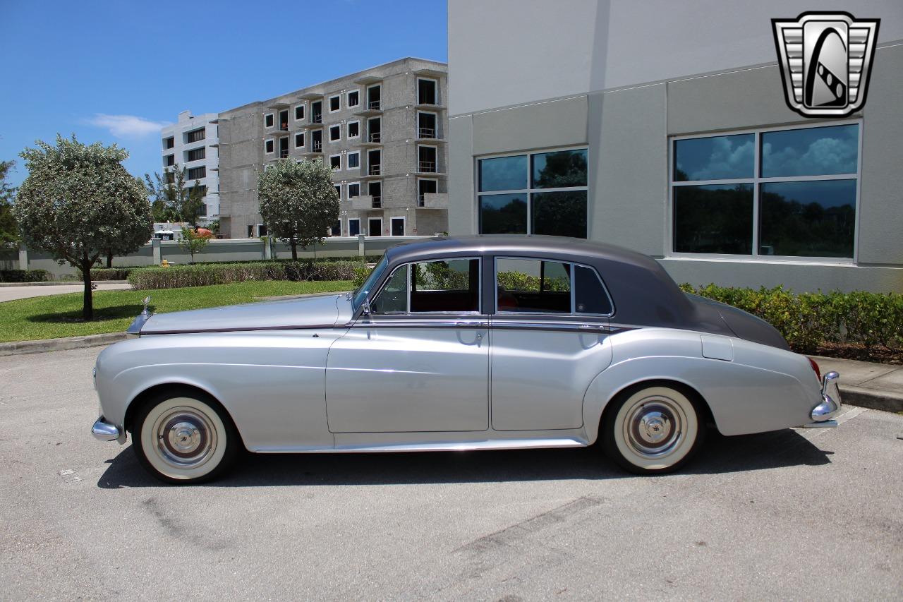 1965 Rolls - Royce Silver Cloud