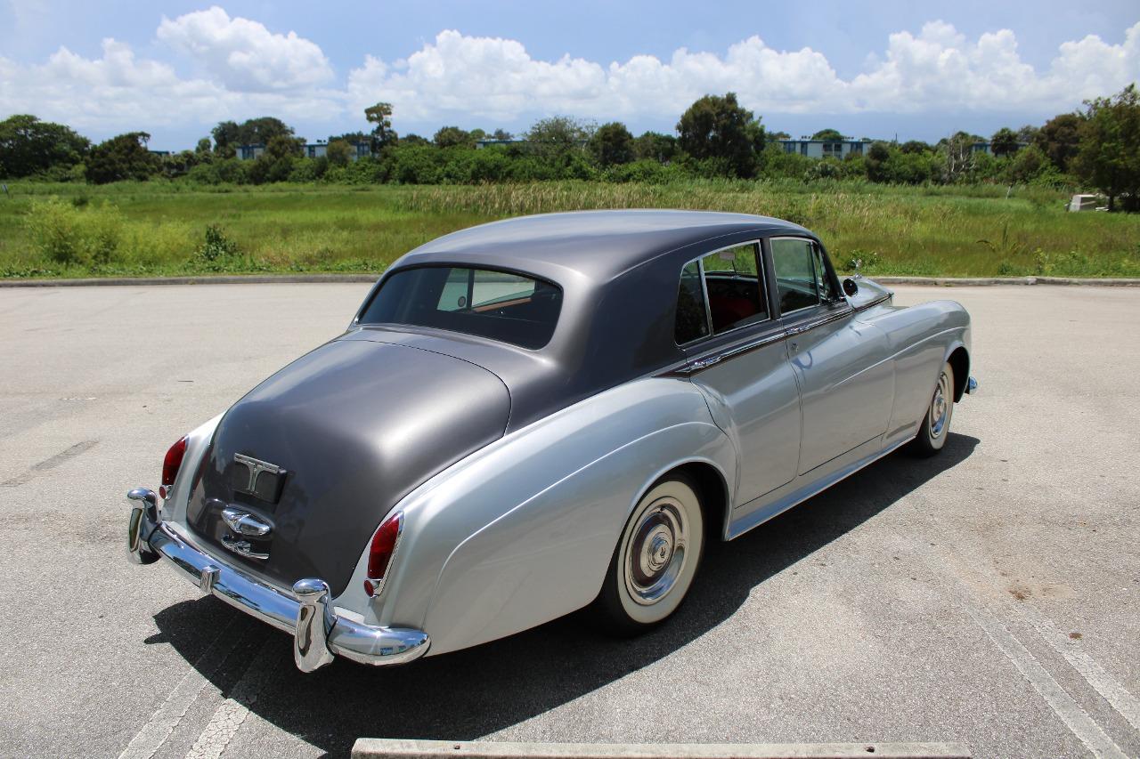 1965 Rolls - Royce Silver Cloud