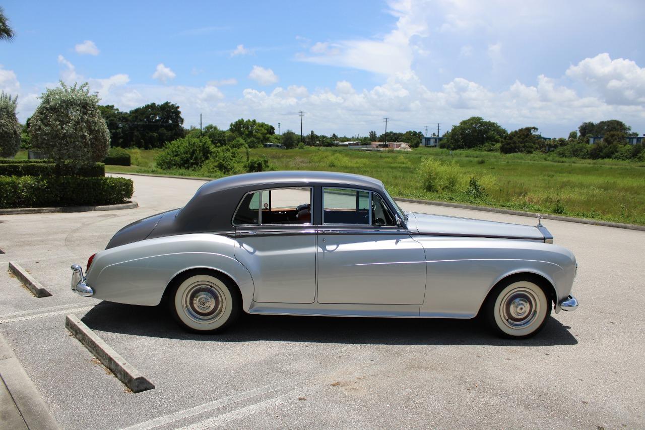 1965 Rolls - Royce Silver Cloud