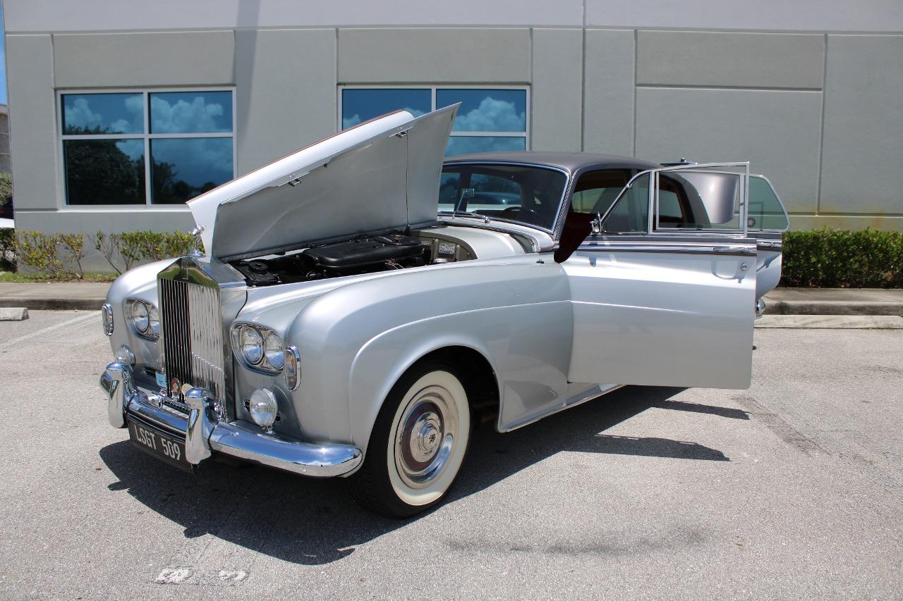 1965 Rolls - Royce Silver Cloud