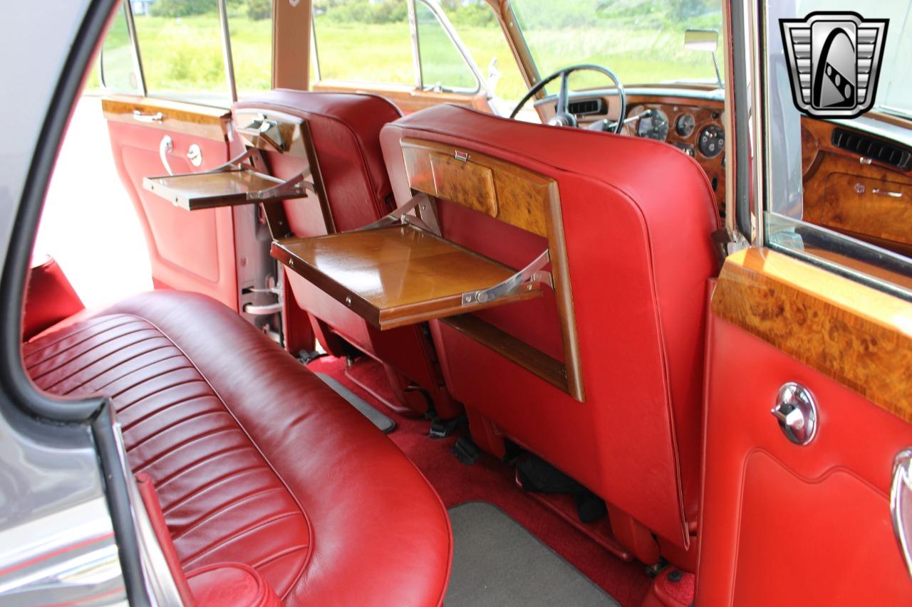 1965 Rolls - Royce Silver Cloud