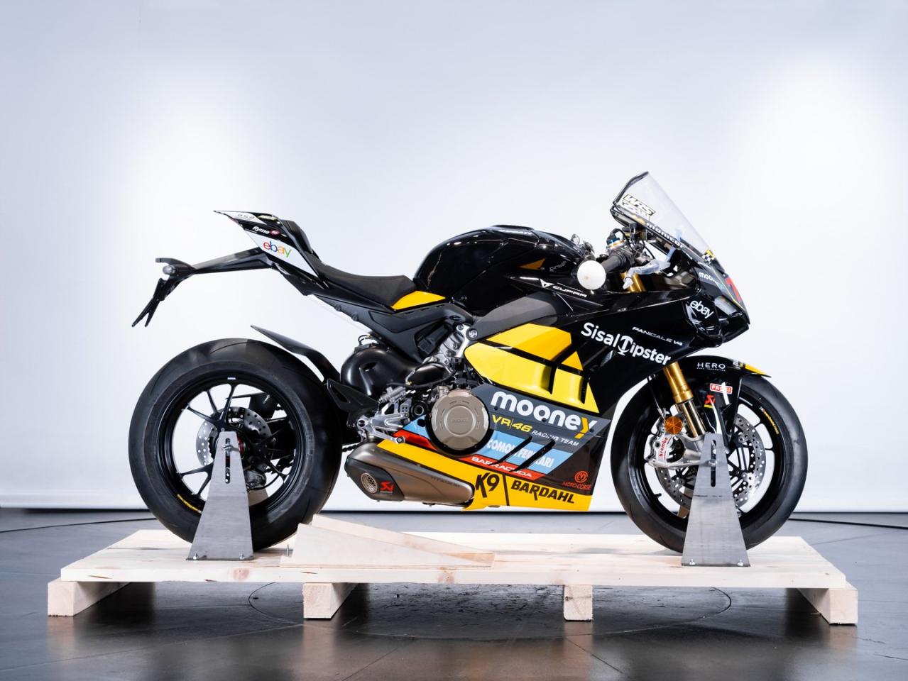 2023 Ducati PANIGALE V4 S BEZZECCHI 2023 WORLD CHAMPION REPLICA