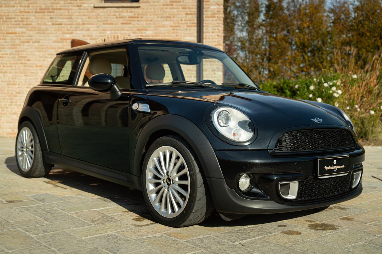 2013 Mini COOPER S &ldquo;Inspired by GOODWOOD&rdquo;