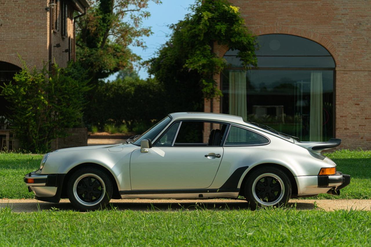 1975 Porsche PORSCHE 930 (911) 3.0 TURBO